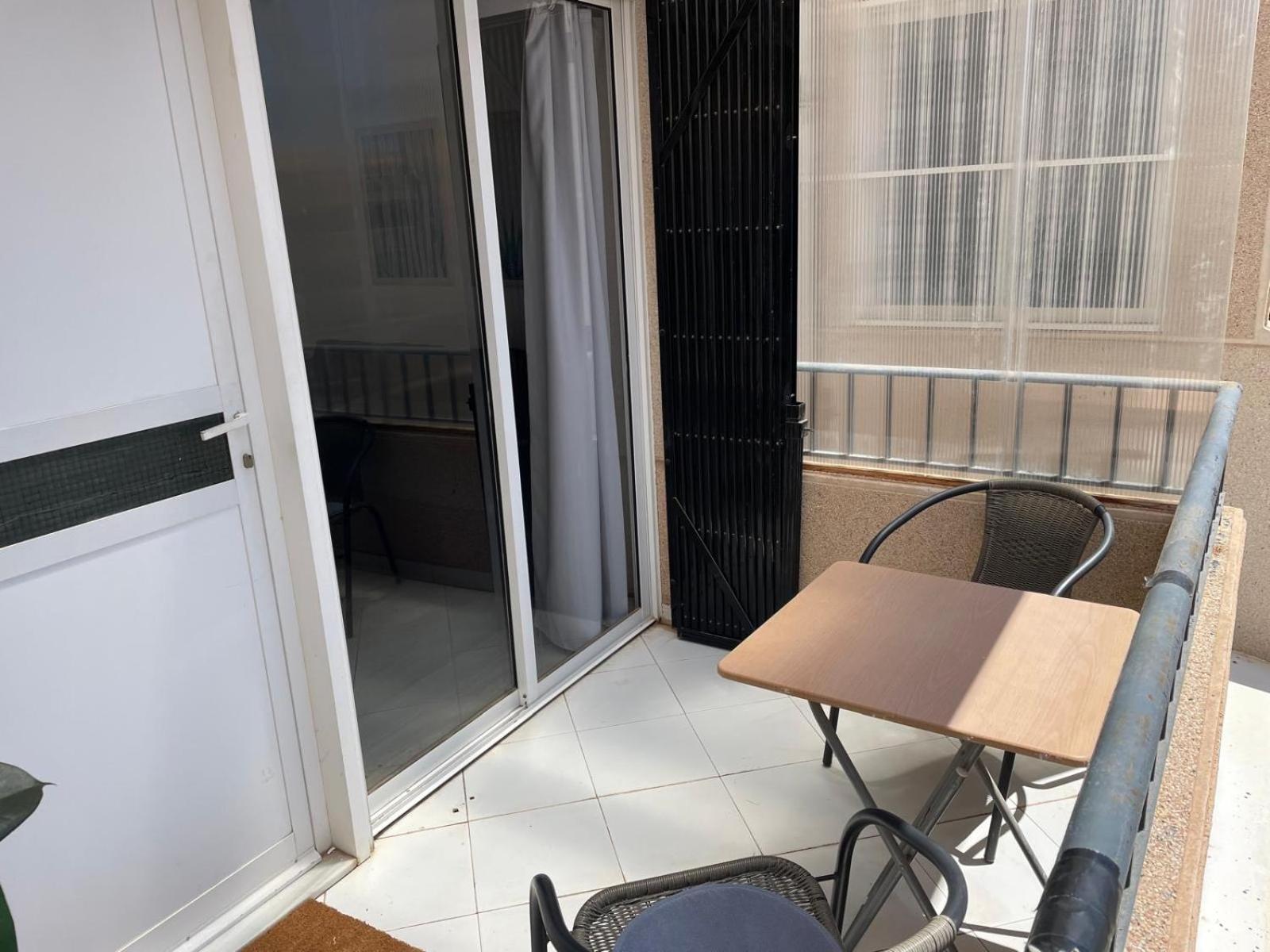 Przytulny Apartament 100M Od Plazy Torrevieja Dış mekan fotoğraf